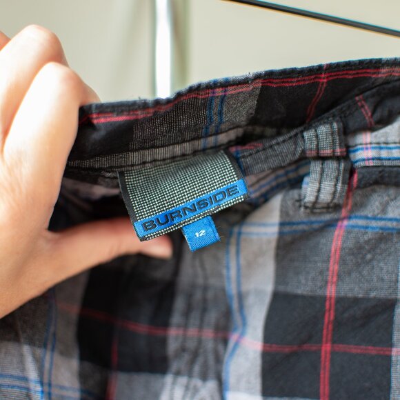 Boy's plaid shorts - Picture 4 of 7